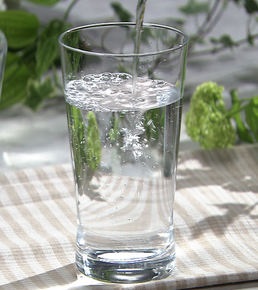KIRIN(�L����)�E�H�[�^�[�T�[�o�[�́A���\�A���R�~